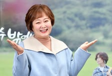 이금희, 후두염 투병 고백…"어머니 위독해 스트레스, 목소리 안 나와"