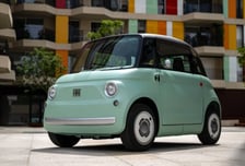 "경차 귀여운데" 트럼프 한마디에…피아트, '초소형 EV' 미국서 출시