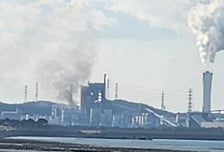 [속보] 충남 태안화력발전소서 '쾅' 굉음과 함께 폭발 사고...소방당국 출동