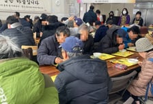 "중국 다시 못가요" 병든 외국인 노동자, 꿈 잃고 수원역을 떠돈다