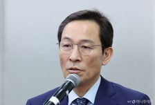 우상호 정무수석 "내란재판부, 2심부터 하자는 게 이재명 대통령 생각"