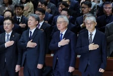 "사법 정치화"… 與개혁안 우려 쏟아졌다