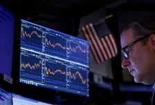 파월 입에 쏠린 눈…금리 결정 하루 앞두고 짙어진 경계감[뉴욕마감]