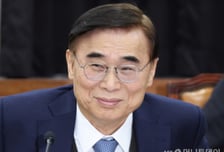 이종석 국정원장, 통일교 한 차례 접촉 인정…"추가 교류 없었다"