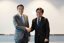 다카이치 망언에도...최교진 장관, 日대사 만났다..."독도 대화 없어"