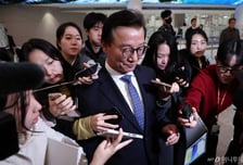 금품수수 의혹 전재수 해수장관, 사의 표명…"사실무근, 당당하게 응할 것"