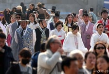 행안부 "자치단체 행정구역 조정 시 외국인 수 반영"