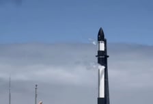 '韓 자체 개발' 초소형 군집위성 발사 연기…"센서 데이터 문제"