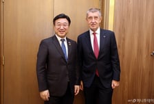 윤호중 행안장관, 체코 신임총리 면담…"AI정부·원전 등 협력"