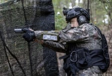 파주 JSA 훈련장서 권총탄 오발 사고…병사, 정강이 총상에 긴급후송