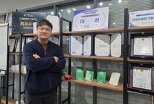 스티커로 과일·채소 수명 2~3배 쑥…더프레쉬모어 글로벌 식탁 노린다