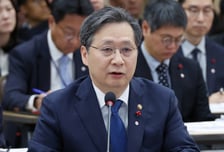 누리호 '반복 발사' 길 열렸다… "우주 산업 발전 위한 큰 결단"