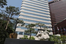 신한은행, 15일부터 희망퇴직 접수…만 40세 이상 대상