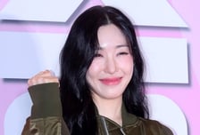 "결혼 전제 열애 중"..티파니 영, 소녀시대 첫 유부녀 될까