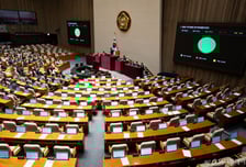 3박4일 필리버스터 끝나지만…출구 안 보이는 여야 대치