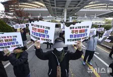 보름후엔 못 묻는데…지방선거 셈법에 표류하는 '쓰레기처리 정책'