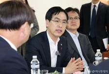 한·중 지방행정 세미나 6년만에 재개…"뗄 수 없는 협력동반자"
