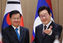 [속보]이재명 대통령, 라오스 주석 만나 "재수교 한 세대만에 교역·투자·인적교류 등 괄목 발전"