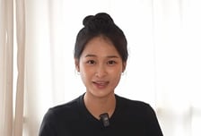 친조카가 전한 원빈 근황…배우 한가을 "외삼촌 잘 지내요"