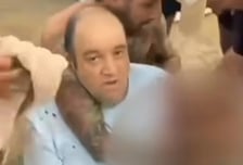 호주 총격범 맨몸으로 덮친 시민 영웅...무슬림이 무슬림 막았다