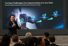 무뇨스 현대차 사장 "美 투자방침 변동 없어…관세 해법은 현지화"