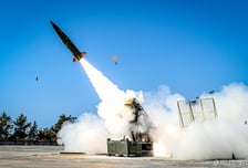 방사청, 전술지대지유도무기 '우레' 전력화 완료..."킬체인 역량 강화"