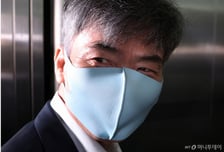 [속보] '김건희 계좌 관리인' 이종호 측 "김 여사에게 3억 수표로 줬다"