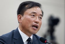 "정치적 소신에 자부심" 김종철 후보자, '폴리페서' 논란 정면 돌파