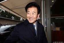 [속보]정동영 통일장관, 통일교 의혹 보도에 "허위사실, 정정보도 청구"