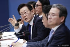 이 대통령 "연명의료 중단 권장할 일"…복지부, 보상책 검토하나