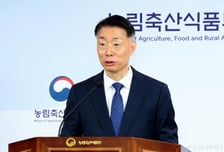 李 "안 되면 다시 뽑아" 압박에…농어촌기본소득 시범지역 9곳 '도비 30%' 수용