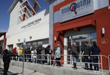 美실업률 4년여만에 최고…소매판매 5개월새 최저