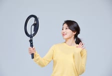 "동업하기로 했는데, 정산안해줘"…30만 유튜버, '억대 횡령' 고소당해