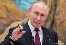 푸틴 "우크라 전쟁 목표 달성할 것…대화 안되면 군사수단 동원"