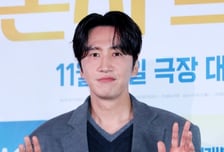 김우빈♥신민아 결혼식, 이광수가 사회 본다..."도경수 축가는 불발"