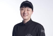 만화 찢고 나온 중식 셰프 조광효…만화가일까, 요리사일까