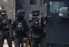 [단독]군사시설 몰래 찍는 중국인들..."방첩 포상금 최대 2억 준다"