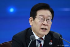 [속보]이재명 대통령 "국제경제조차 외교에 많이 의존…안보도 마찬가지"