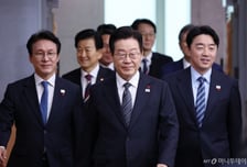 [속보]이재명 대통령 "남북관계, 정략적 욕망 때문에 이렇게 된듯…제자리 찾기 쉽지 않아"