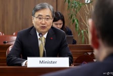 [속보]조현 "CPTPP 가입 추진…日과 경제협력 심화 파트너십 구축"