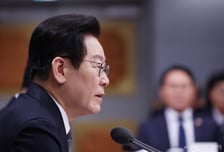 [속보]이재명 대통령 "금융위, 공적 기능 충실히 하느냐가 핵심"