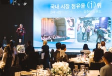 인크레더블버즈, 누트라코스 브랜드 행사 성료 "30년 연구로 '시간의 회복' 전하다"