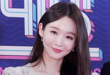 '주사이모'가 팔로잉한 강민경 "걱정하시는 일과 무관" 화들짝 해명