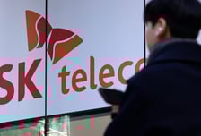 소비자위 "SKT, 해킹 피해자에 10만원씩 보상해야"…2.3조 규모