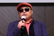 김흥국 "정치는 이제 끝…아들·딸에 부끄럽다"