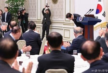 [속보]이재명 대통령, 어르신들 靑 초청 오찬서 "진작 모시고 싶었는데 많이 늦었다"