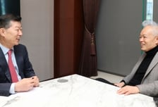 [대담]백용호 "삶이 곧 사업"...김홍국 "적성이 성공의 열쇠"