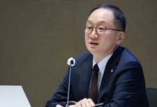 장용성 금통위원 "경제주체 자산가격 빠른 상승, 충격시 취약성 커져"