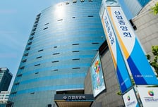 "검찰·카드사 사칭에 속을 뻔"…신협, 보이스피싱 30억원 막았다