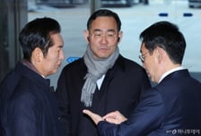 "주호영, 11시부터 사회 맡아" 우원식 최후통첩...野 "협박하나" 반발